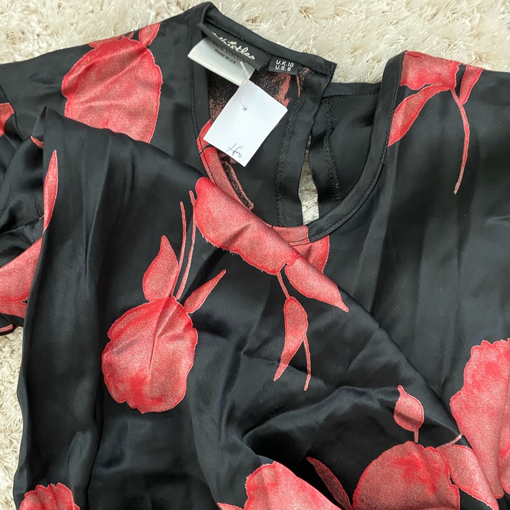 Vintage mini dress with red flowers